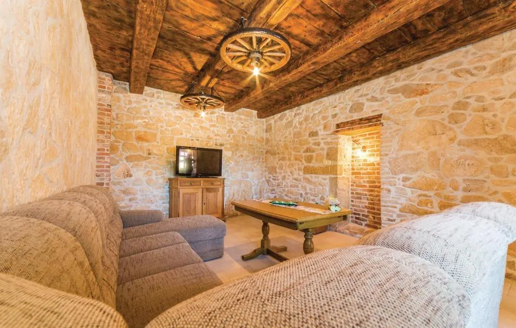 Luxury Villa Maria With Pool Galovac   Galovac (Zadar)